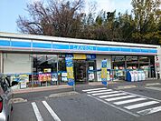 【コンビニエンスストア】ローソン吉井インター店まで1200ｍ