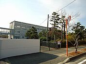 【中学校】福田中学校まで1700ｍ
