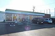 【コンビニエンスストア】ファミリーマート国一川越町店まで500ｍ