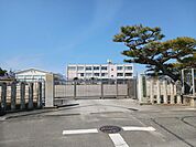 【小学校】鈴鹿市立若松小学校まで1300ｍ