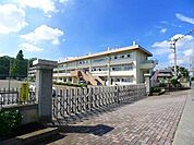 【小学校】桐生市立桜木小学校まで750ｍ