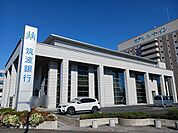 【銀行】筑波銀行　県庁支店まで300ｍ