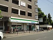 【コンビニエンスストア】ファミリーマート阪急桂駅前店まで319ｍ