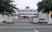 【小学校】鈴鹿市立飯野小学校まで800ｍ