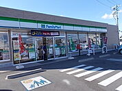【コンビニエンスストア】ファミリーマート下奈良店まで400ｍ