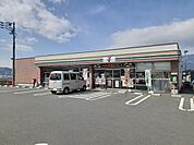 【コンビニエンスストア】セブンイレブン山梨田富店まで70ｍ