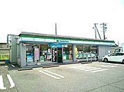 【コンビニエンスストア】ファミリーマート　高屋町店まで900ｍ