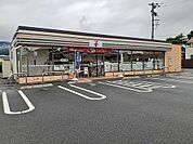 【コンビニエンスストア】セブンイレブン南アルプス白根店まで550ｍ