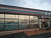 【コンビニエンスストア】セブンイレブン名古屋大高町砂畑まで950ｍ