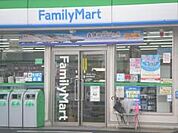 【コンビニエンスストア】ファミリーマート野田中野台店まで962ｍ