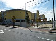 【小学校】日進市立赤池小学校まで643ｍ