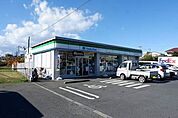【コンビニエンスストア】ファミリーマート所沢北野天神通まで180ｍ