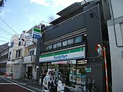 【コンビニエンスストア】ファミリーマート三園店まで428ｍ
