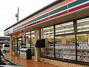 【コンビニエンスストア】セブンイレブン川口前川1丁目店まで563ｍ