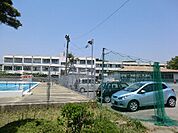 【中学校】東部中学校まで550ｍ