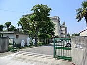 【小学校】上条小学校まで200ｍ