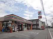 【コンビニエンスストア】セブンイレブン柏逆井店まで561ｍ