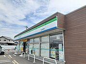 【コンビニエンスストア】ファミリーマート亀山能褒野店まで1650ｍ