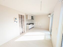 ムーン カーサ　II 201 2階1LDKのリビング/ダイニング