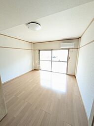 コモドカーサ下小出 105 1階1DKのリビング/ダイニング