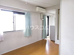 ＱＵ館 C 1階ワンルームのリビング/ダイニング