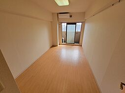 ローズガーデンカスタリア 303 3階1Kのリビング/ダイニング