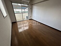 ライブ・トピア子安 110 1階ワンルームのリビング/ダイニング