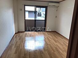 グランディールＵ 106 1階1Kのリビング/ダイニング