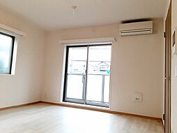 東急田園都市線 三軒茶屋駅 徒歩15分の賃貸マンション 3階2LDKのリビング/ダイニング