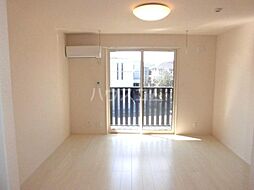 メルベーユE 2階ワンルームのリビング/ダイニング