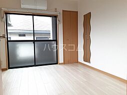 スプランドゥール道徳 101 1階1Kのリビング/ダイニング