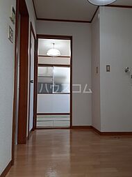 ハウスカトレア 102 1階1Kのリビング/ダイニング