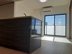 東京メトロ千代田線 綾瀬駅 徒歩5分の賃貸マンション 8階2LDKのリビング/ダイニング