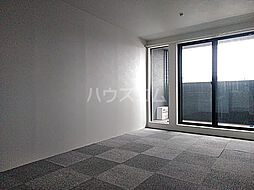 小田急小田原線 喜多見駅 徒歩11分の賃貸アパート 3階1LDKのリビング/ダイニング