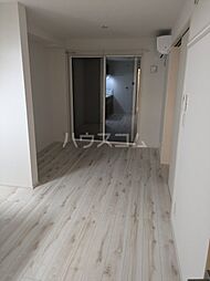 サニーフォレスト新中野 102 1階1LDKのリビング/ダイニング