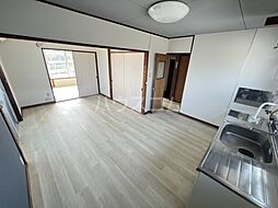 中本ビル 401 4階2LDKのリビング/ダイニング