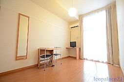 レオパレスクロワール 101 1階1Kのリビング/ダイニング