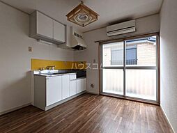 エステートピア矢沢 202 2階2DKのリビング/ダイニング