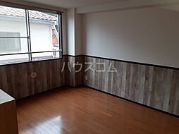 ルペール壱番館 2階1LDKのリビング/ダイニング