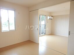 東武野田線 野田市駅 徒歩15分の賃貸アパート 2階2LDKのリビング/ダイニング