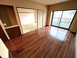 JR総武線 新小岩駅 徒歩19分の賃貸マンション 6階3LDKのリビング/ダイニング