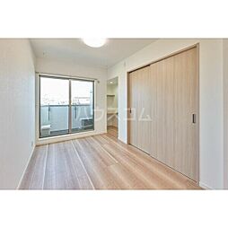 Zecca栄生 102 1階1LDKのリビング/ダイニング