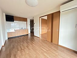 サンライズ・ガーデン 103 1階2LDKのリビング/ダイニング