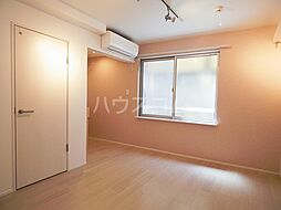 ストラート王子神谷 1A 1階ワンルームのリビング/ダイニング