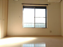 オーシャン 1階1Kのリビング/ダイニング