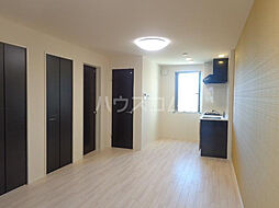 ステーション1 103 1階ワンルームのリビング/ダイニング