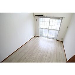 KAISER　HOUSE 104 1階1Kのリビング/ダイニング