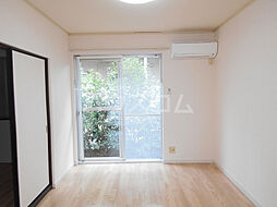 コスモプラザ A103 1階2DKのリビング/ダイニング