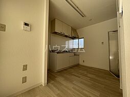 ウィンドコートA 202 2階2DKのリビング/ダイニング