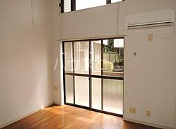 フルーツハウスII 102 1階1Kのリビング/ダイニング